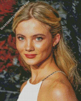 The Actress Freya Allan diamond painting